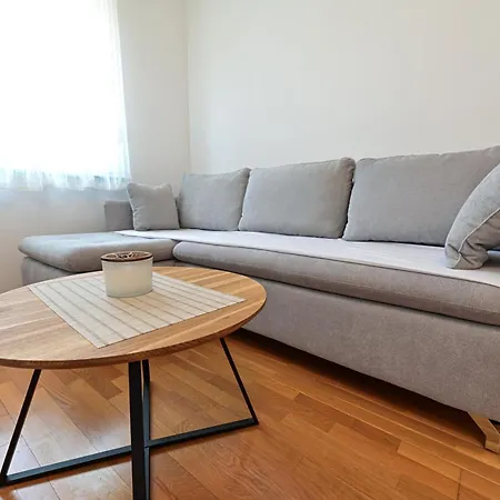 Apartman Ajduk With Parking And Terrace * זאדאר